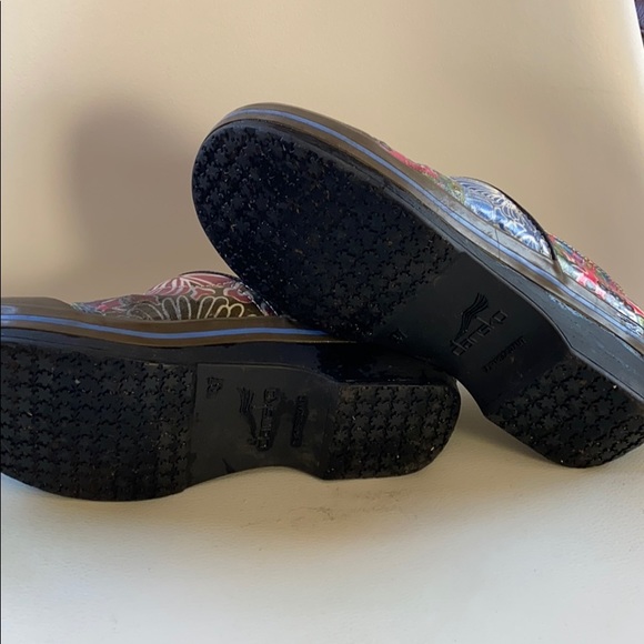 Dansko waterproof clogs - Picture 3 of 4